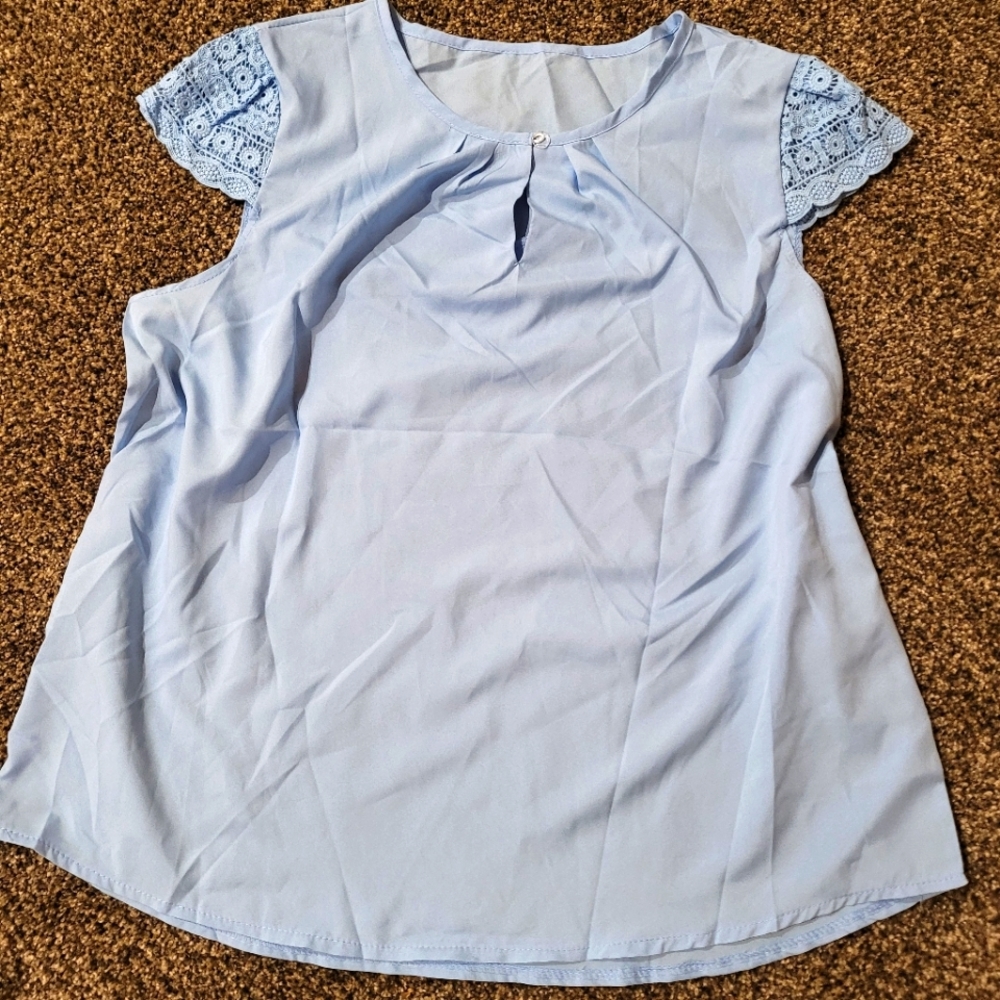 Lace Keyhole Blouse Large Relaxed Dressy